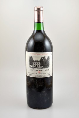 3 Magnumflaschen 1983 Chateau Dassault, Saint-Emilion Grand Cru Classe, je ca. 150 cl, Füllstände: je ca. into neck, sehr gute Erhaltungszustände, ...