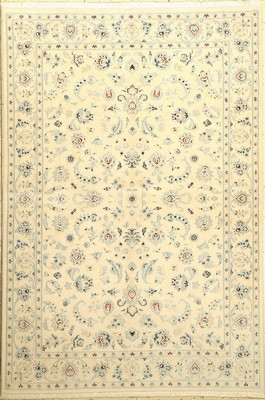 Nain fein (9 La), Persien, ca. 30 Jahre, Korkwolle mit Seide, ca. 201 x 137 cm, EHZ: 2