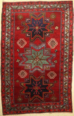 Karabagh (Lesghi Sterne), Kaukasus, um 1940/1950, Wolle auf Wolle, ca. 245 x 158 cm, EHZ: 2-3.