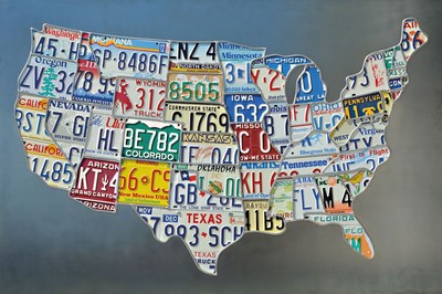 Scott Hanson, zeitgen. us-amerik. Künstler, License plate USA, Collage aus KFZ-Schildern der verschiedenen Bundesstaaten, die in deren Umrisse ...