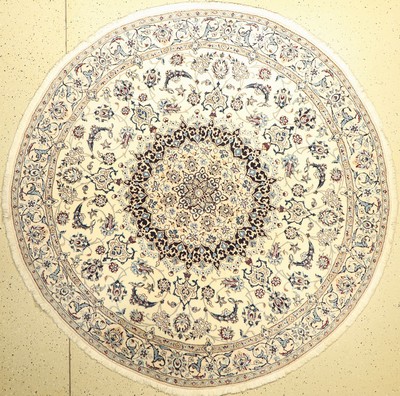 Nain, Persien, ca. 40 Jahre, Wolle auf Baumwolle, Durchmeßer: ca 200 cm, EHZ: 2