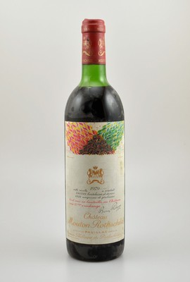 1 Flasche 1979 Chateau Mouton Rothschild, Pauillac, Premier Grand Cru Classe, ca. 75 cl, Füllstand: ca. upper mid shoulder, Etikett l. beschmutzt, ...