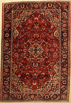 Bachtiar alt, Persien, ca. 60 Jahre, Wolle auf Baumwolle, ca. 308 x 214 cm, EHZ: 3, (gereinigt)