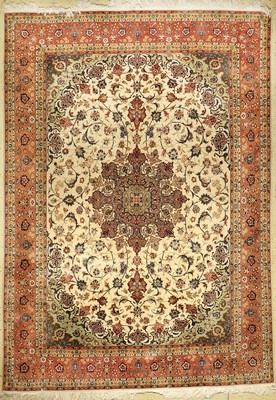 Täbriz "Part-Silk" alt (50 RAJ), Persien, ca. 40 Jahre alt, Korkwolle mit Seide, ca. 360 x 250 cm, EHZ: 2-3.