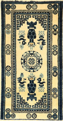 Pao Tao antik, China, um 1900, Wolle auf Baumwolle, ca. 124 x 64 cm, EHZ: 2-3 Etwas verkürzt