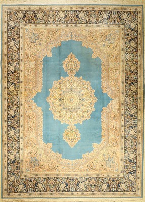 Kerman alt Signiert, Persien, ca. 60 Jahre,Wolle auf Baumwolle, ca. 370 x 270 cm, EHZ: 4-5