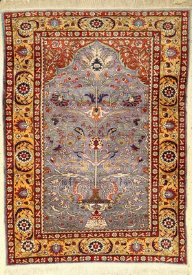Kayseri Seide, Türkei, ca. 40 Jahre, reine Naturseide, ca. 153 x 113 cm, EHZ: 3