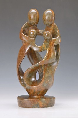 Goodson Masenda, zeitgenössischer Künstler aus Zimbabwe, Family in harmony, Skulptur aus Serpentin, signiert, H. ca. 43cm