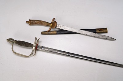 Hirschfänger, deutsch, um 1920/30, Horngriff, geätzte Klinge, Scheide, Länge ca. 51cm