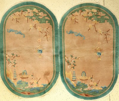 1 Paar Peking alt (Oval), China, um 1940, Wolle auf Baumwolle, ca. 192 x 94 cm, EHZ: 2-3