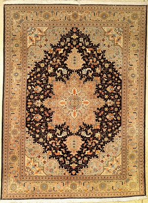 Täbriz fein (50 RAJ), Persien, ca. 50 Jahre, Korkwolle mit Seide, ca. 204 x 154 cm, EHZ: 2, (gleichmäßig leicht verblasst)
