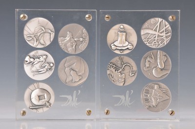 Salvador Dali 1904-1989, 10 Silbermedaillen "Die Zehn Gebote", 999.9 Feinsilber, Sonderprägung 1975, Auflage 12500 Stück, je 50mm ...