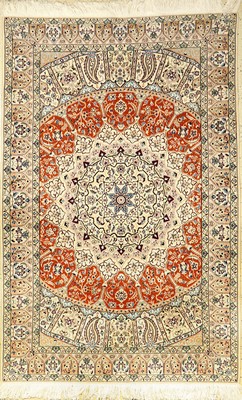 Feiner Nain (Part-Silk), Persien, ca. 15 Jahre, Korkwolle mit Seide, ca. 197 x 131 cm, EHZ: 1-2 (fachkundig gereinigt).