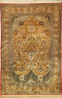 Seiden Ghom alt, Persien, ca. 50 Jahre, reine Naturseide, ca. 210 x 142 cm, Hadji-Khnaumi Design, EHZ: 2 (leicht verfärbt)