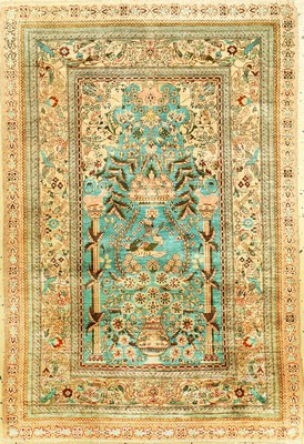 Feiner Seiden Hereke, China, ca. 30 Jahre, reine Naturseide, ca. 90 x 62 cm, EHZ: 2