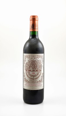 3 Flaschen 1992 Chateau Pichon-Longueville au Baron de Pichon-Longueville, Pauillac, Cru Classe, je ca. 75 cl, 13 % Vol., Füllstände: je into neck, ...