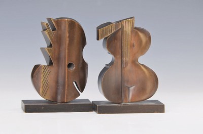 Karl Heinz Dennig, geb. 1939 Stuttgart, zwei Bronzeskulpturen,"Melodie und Rhythmus" beide signiert und num. 301/900, eine Bronze l. besch, ...