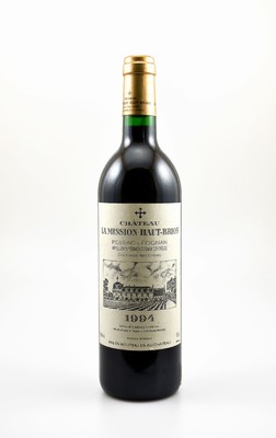 1 Flasche 1994 Chateau La Mission Haut-Brion, Pessac-Leognan, Cru Classe de Graves, ca. 75 cl, 12,5 % Vol., Füllstand: into neck, hervorragender ...