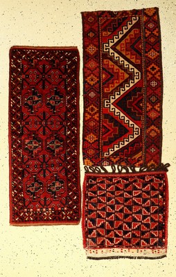 Konvulut aus 3 Lots, 1 x Ersari Beshir Front50x50cm.Karapalpak Napramatsch 88x45cm,Karapalpak Karashiin 102x41cm