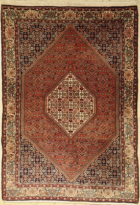 Bidjar, Persien, ca. 50 Jahre, Wolle auf Baumwolle, ca. 170 x 119 cm, EHZ: 2 (gleichmäßig verblaßt)