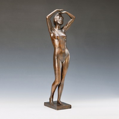 Unbekannter Künstler, deutsch, um 1925-30, typisch für die sog. Wandervogel Bewegung, Bronzeskulptur, weiblicher Akt, elegante Linienführung, ...