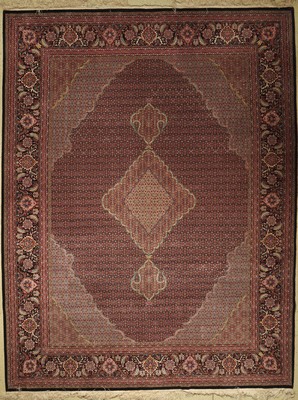 Täbriz fein, China, ca. 30 Jahre, Korkwollemit und auf Seide, ca. 405 x 312 cm, EHZ: 2