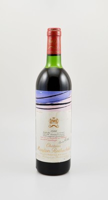1 Flasche 1980 Chateau Mouton Rothschild, Pauillac, Premier Grand Cru Classe, ca. 75 cl, Füllstand: ca. top shoulder, Etikett min. beschmutzt bzw. ...