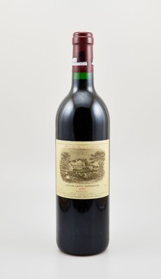1 Flasche 1994 Chateau Lafite Rothschild, Pauillac, Premier Grand Cru Classe, ca. 75 cl, 12,5 % Vol., Füllstand: ca. into neck, guter ...