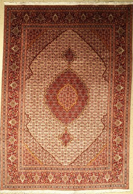 Tabriz, Persien, ca. 40 Jahre, Wolle auf Baumwolle, ca. 291 x 203 cm, EHZ: 2