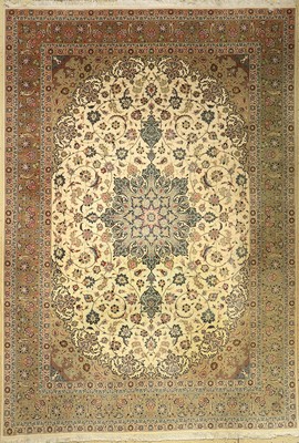 Täbriz fein 50 raj, Persien, ca. 40 Jahre, Korkwolle, ca. 358 x 247 cm, Mottenfraß, EHZ: 3(verblasst)