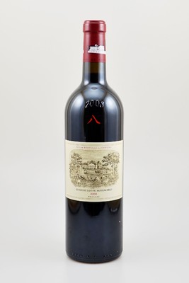 1 Flasche 2008 Chateau Lafite Rothschild, Pauillac, Premier Grand Cru Classe, ca. 75 cl, 12,5 % Vol., Füllstand: ca. into neck, hervorragender ...