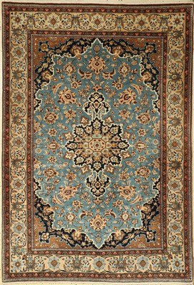 Feiner Ghom Kork alt, Persien, ca. 40 Jahre, Korkwolle mit Seide, ca. 205 x 142 cm, EHZ: 2, (fachkundig gereinigt)