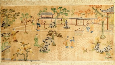 Seiden China alt, China, ca. 40 Jahre, reine Naturseide, ca. 180 x 93 cm, BildteppichKaiserhofszene, EHZ: 2-3