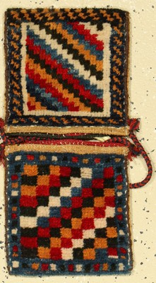 Gabbeh Tasche (2 Stück), Persien, um 1940, Wolle auf Baumwolle, ca. 21 x 21 cm, EHZ: 2