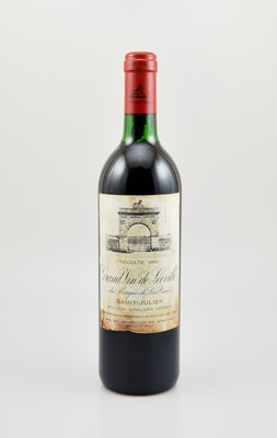 1 Flasche 1990 Chateau Leoville-Las Cases, Saint-Julien, ca. 75 cl, 12,5 % Vol., Füllstand: ca. top shoulder, Etikett beschmutzt, unverkostet, ...