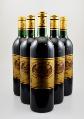 6 Flaschen 1996 Chateau Batailley, Pauillac, Grand Cru Classe, je ca. 75 cl, 12,5 % Vol., Füllstände: ca. 5x into neck & 1x upper mid shoulder, ...
