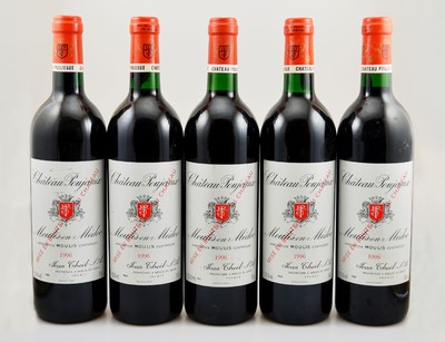 5 Flaschen 1996 Chateau Poujeaux, Moulis-en-Medoc, je ca. 75 cl, 12,5 % Vol., Füllstände: je ca. into neck, Etiketten teilweise l. beschmutzt, ...