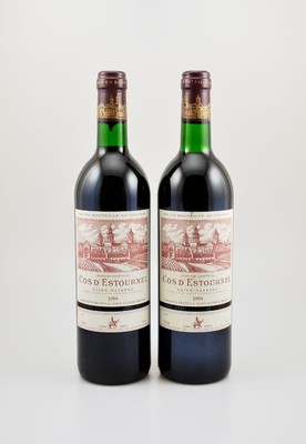 2 Flaschen 1994 Chateau Cos d'Estournel, Saint-Estephe, Grand Cru Classe, je ca. 75 cl,13 % Vol., Füllstände: ca. 1x into neck & 1x top ...