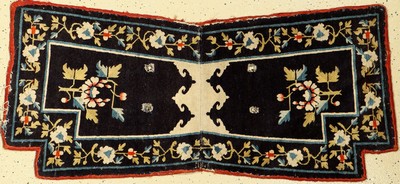 Sattel auflage, China, um 1920, Wolle auf Baumwolle, ca. 130 x 60 cm, EHZ: 3