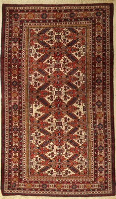 Ardebil Seychur Design, Persien, ca. 70 Jahre, Wolle auf Wolle, ca. 270 x 161 cm, EHZ:3