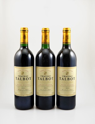 3 Flaschen 1995 Chateau Talbot, Saint-Julien, Grand Cru Classe, je ca. 75 cl, 12,8 % Vol., Füllstände: 2x into neck & 1x top shoulder, Etiketten l. ...