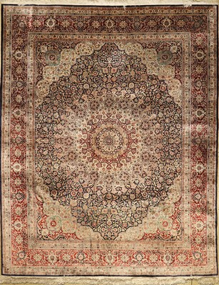 Seiden Hereke fein, China, ca. 30 Jahre, reine Naturseide, ca. 305 x 244 cm, feine Qualität, EHZ: 2-3 (Fleck)