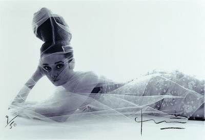 Bert Stern 1929- 2013, Fotografie, Drucktechnik: Irisprint auf dickem, mattem Fotopapier, Titel: Audrey Hepburn, handsigniert, num. 9/50, ...