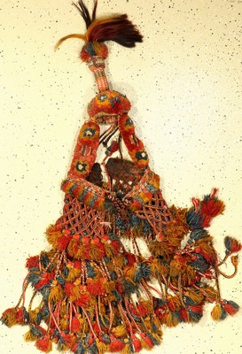 Tier Kopfschmuck antik, Marokko, um 1920, Wolle auf Wolle, ca. 115 cm, selten, völkerkundlich interessant, EHZ: 2
