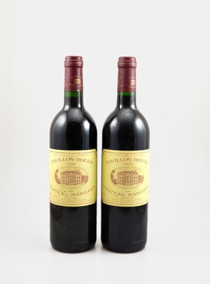 2 Flaschen 1999 Pavillon Rouge du Chateau Margaux, Margaux, 2. Wein von Chateau Margaux, je ca. 75 cl, 12,5 % Vol., Füllstände: je into neck, gute ...