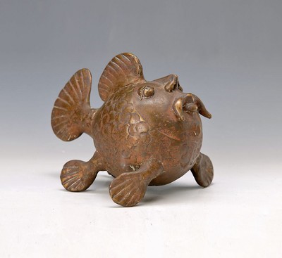 Gernot Rumpf, geb. 1941 Kaiserslautern, Vater Fisch, Bronzeskulptur aus den 1980er Jahren, signiert, H. ca. 16cm