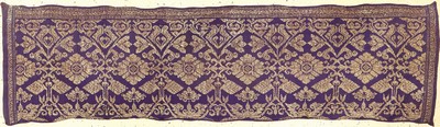 Seltenes indonesisches Textil (Metallbroschiert) antik, Indonesien, Ende 19.Jhd./Anfang 20.Jhd., Metall/Seide. Absolute Rarität, Zeremonial-Textil, ...