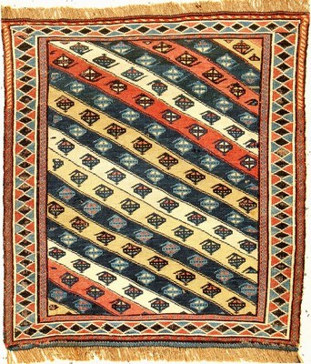 Feine Azeri "Taschenfront" Sumakh antik, Südkaukasus Azerbaijan, Ende 19.Jhd., Wolle gewebt auf Wolle. Fein gewebte Taschenfront mit ...