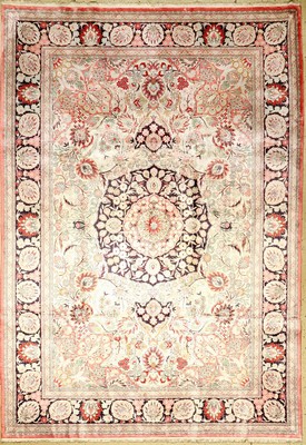 China Seide, ca. 40 Jahre, reine Naturseide, ca. 303 x 213 cm, EHZ: 2-3