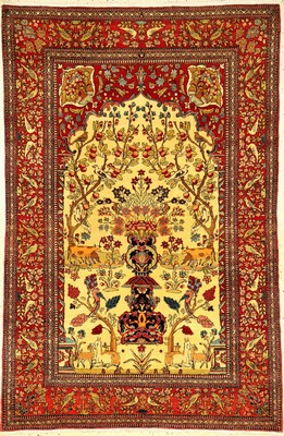Feiner Esfahan "Ahmad" antik, Zentralpersien, Ende 19.Jhd., Korkwolle geknüpft auf Baumwolle. Feiner Esfahan aus den bekannten ...